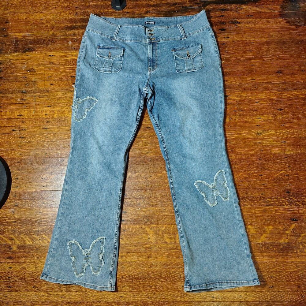 Butterfly Flare Denim Hot Topic Jeans Size 24/T677